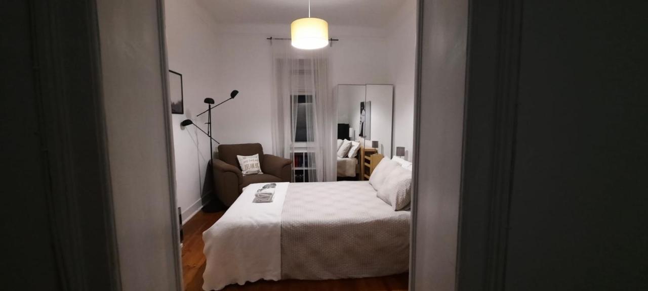 Sunny Terrace Apt, Close To Downtown! 2 Bedroom Flat Lisbon Exterior photo