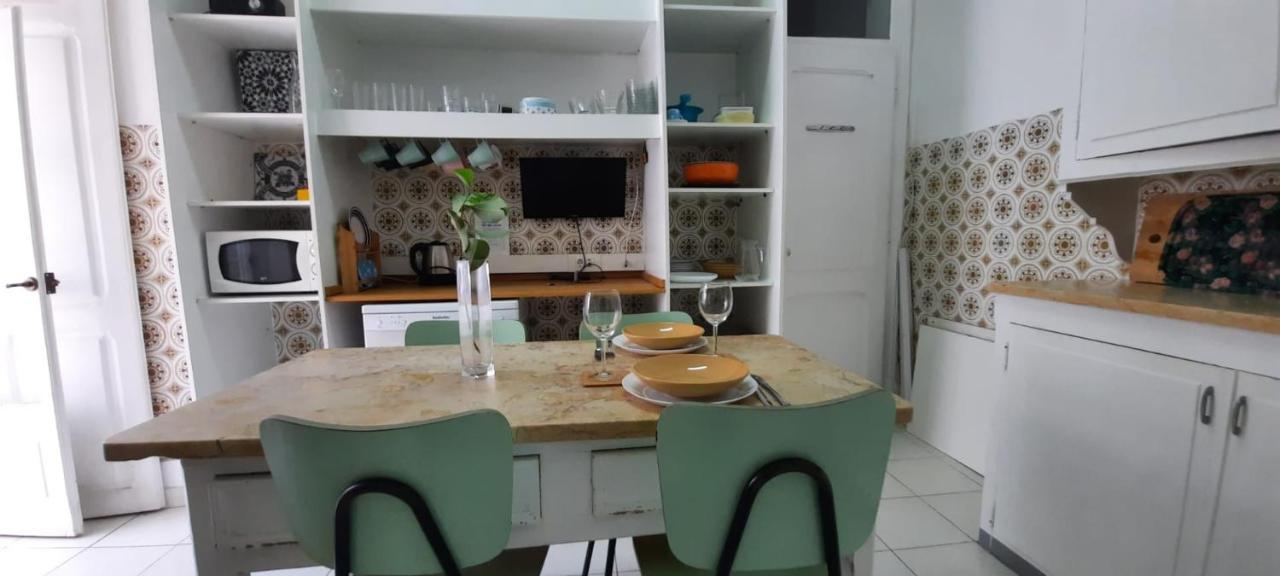 Sunny Terrace Apt, Close To Downtown! 2 Bedroom Flat Lisbon Exterior photo