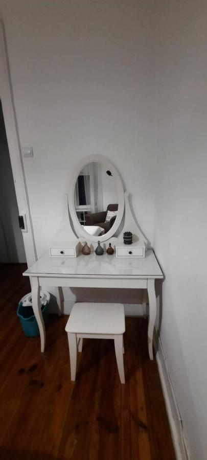 Sunny Terrace Apt, Close To Downtown! 2 Bedroom Flat Lisbon Exterior photo