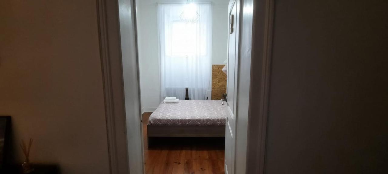 Sunny Terrace Apt, Close To Downtown! 2 Bedroom Flat Lisbon Exterior photo